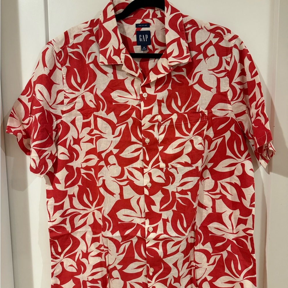 GAP Men's Red Floral Shirt